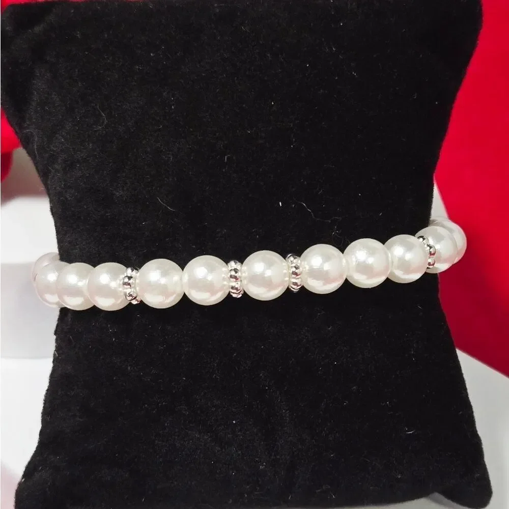 Elegant White Pearl Beaded Bracelet Minimalist Bridal Prom Modern Classic